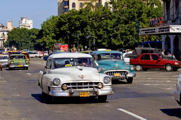 کوبا بزرگترین موزه خودروهای کلاسیک !